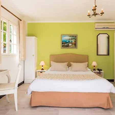 Hotel Mas Djoliba 3*