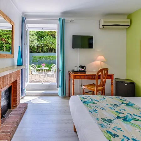 Mas Djoliba Hotel