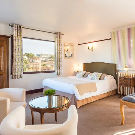 Mas Djoliba Антиб