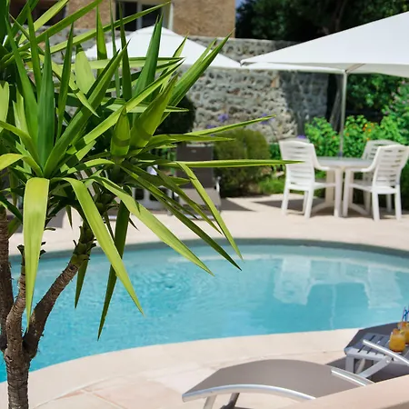 Mas Djoliba Hotel 3*