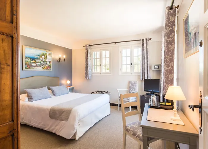 Mas Djoliba 3* Antibes