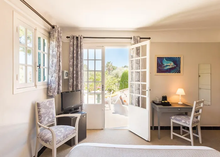 Mas Djoliba 3* Antibes